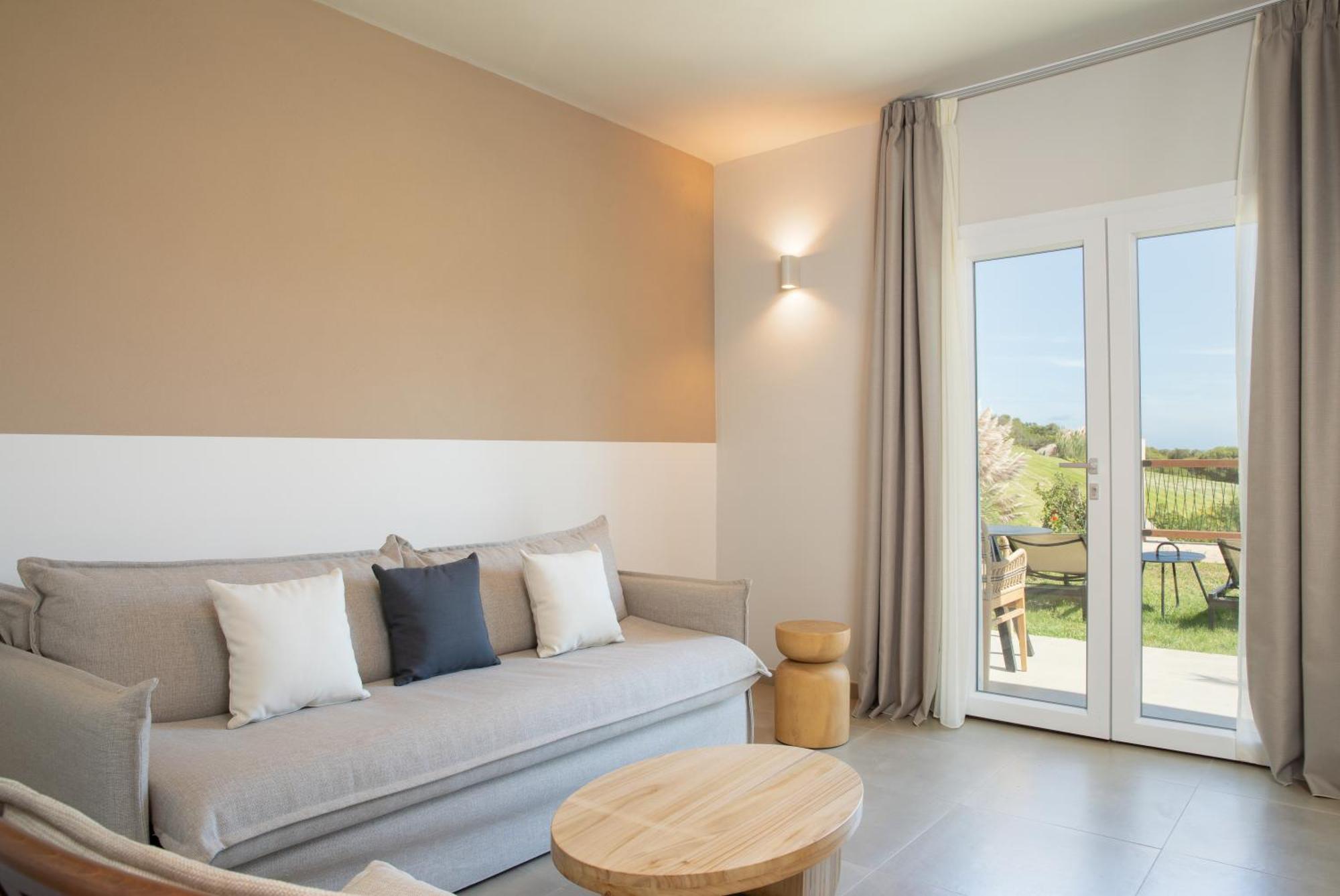 Mangia'S Sardinia Resort - New Opening ซานตา เตเรซา กัลลูรา ภายนอก รูปภาพ