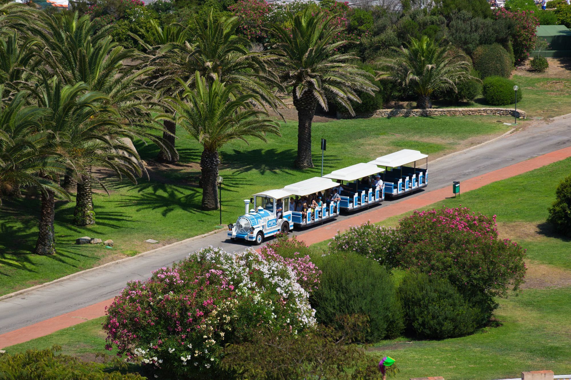 Mangia'S Sardinia Resort - New Opening ซานตา เตเรซา กัลลูรา ภายนอก รูปภาพ