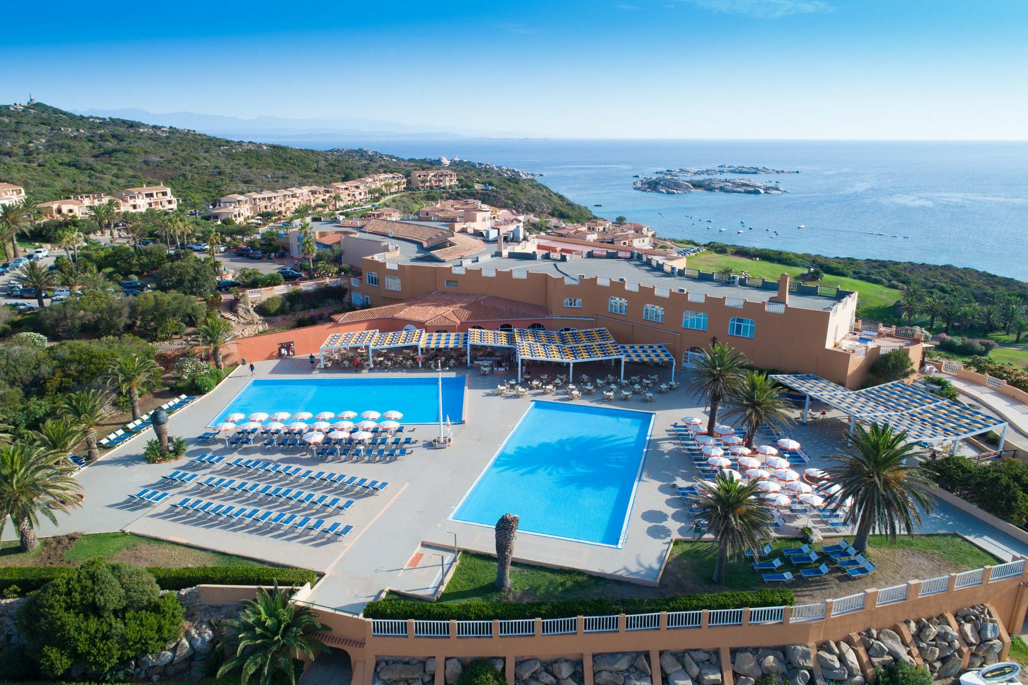 Mangia'S Sardinia Resort - New Opening ซานตา เตเรซา กัลลูรา ภายนอก รูปภาพ